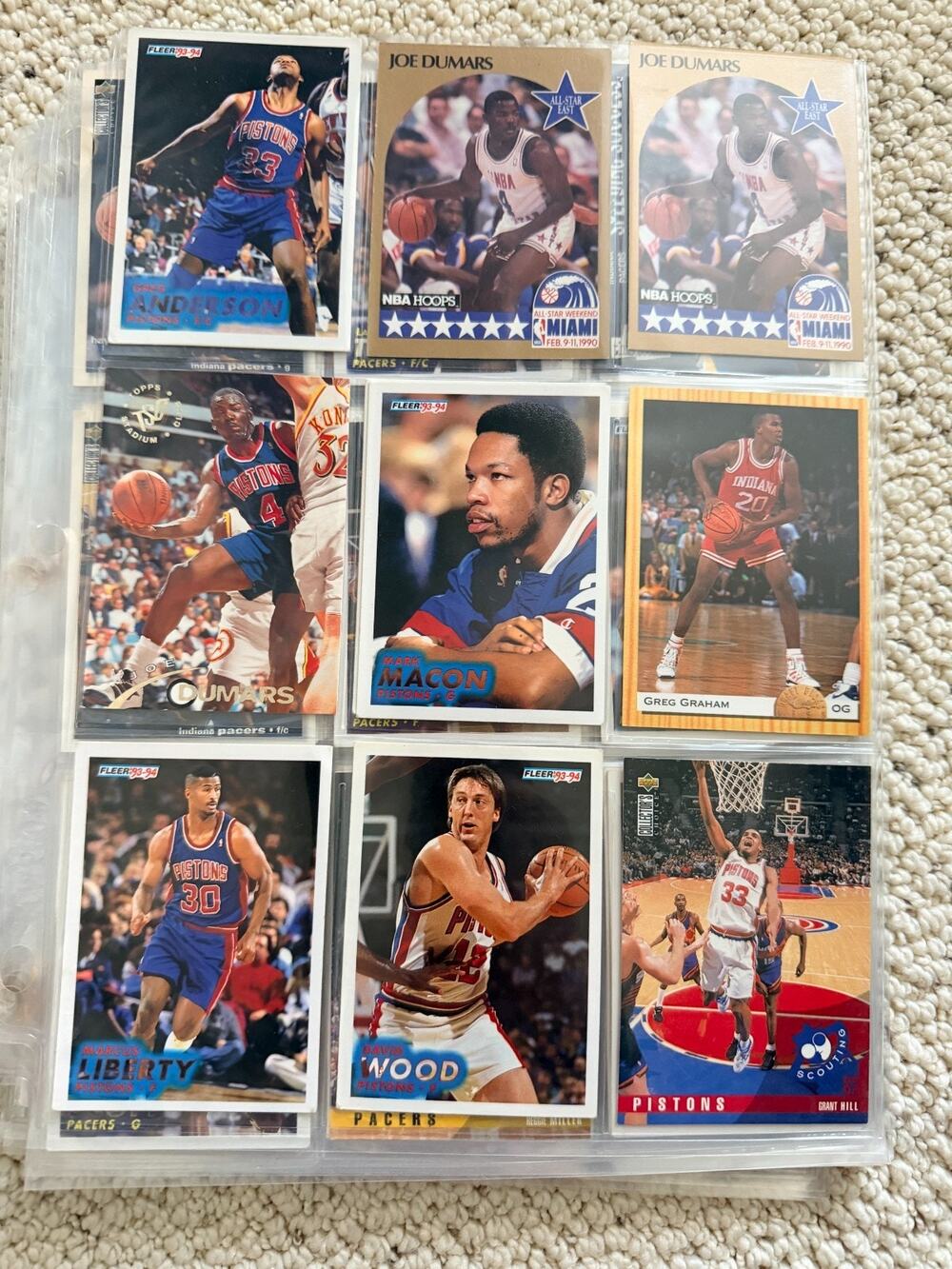 1990s NBA Basketball Lot Binder 175+ Cards Michael Jordan Hoops Fleer Skybox